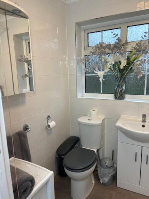 Clarke'S Airbnb Villa Worthing Exterior foto